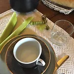 Au Bord De La Dhuy فندق مبيت وإفطار