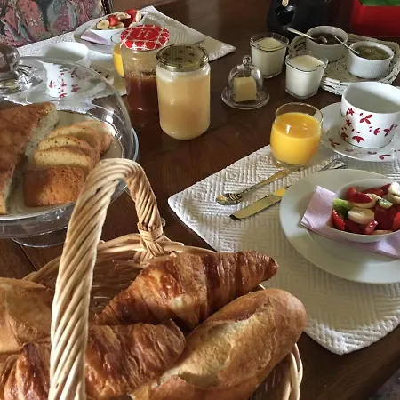 Au Bord De La Dhuy