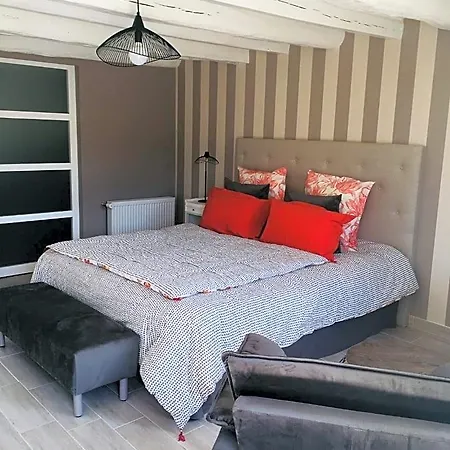 Au Bord De La Dhuy Bed & Breakfast Orges