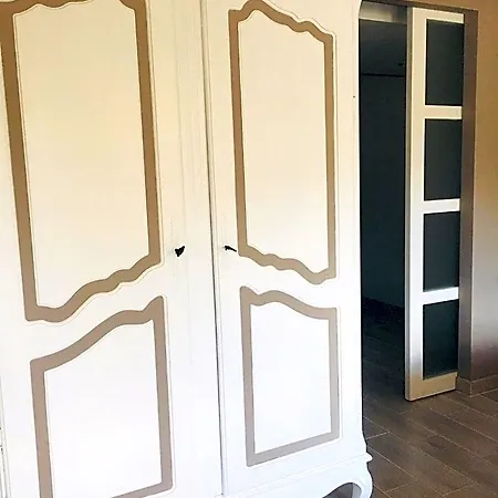 Au Bord De La Dhuy