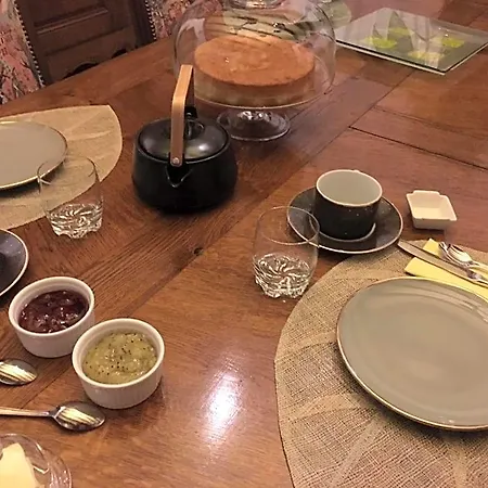 Au Bord De La Dhuy Bed & Breakfast